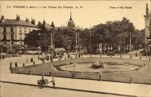 Ak Tours Indre et Loire, Platz mit Brunnen, Straßenbahn, Bäume, Menschen, Gebäude