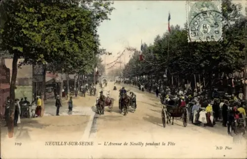 CPA Neuilly sur Seine Hauts de Seine, L'Avenue de Neuilly pendant la Fête