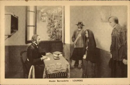 Ak Lourdes Hautes Pyrénées, Musée Bernadette,  Bernadette, Polizeikommissar,  Szene