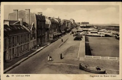 Ak Luc sur Mer Calvados, Straßenansicht