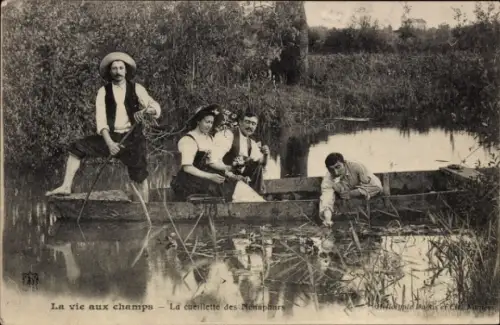 Ak Frankreich, Menschen im Ruderboot, Fluss