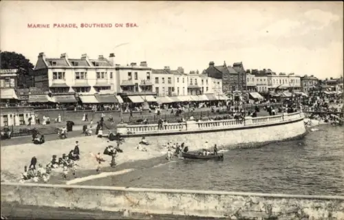 Ak Southend on Sea Essex England, Marine Parade, Strandpromenade, Menschen, Boote, Wasser