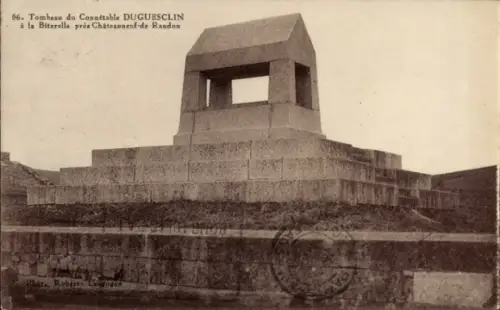 Ak Châteauneuf de Randon Lozère, Grabmal