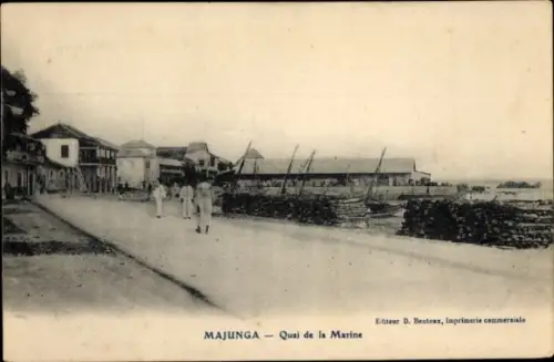 Ak Mahajanga Majunga Madagaskar, Schwarze und weiße Fotografie, Quai de la Marine,  Fischerboote,