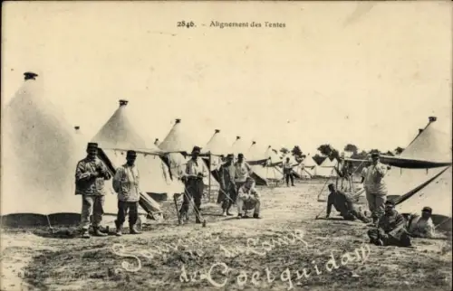 CPA Camp de Coëtquidan Morbihan, Alignement des Tentes