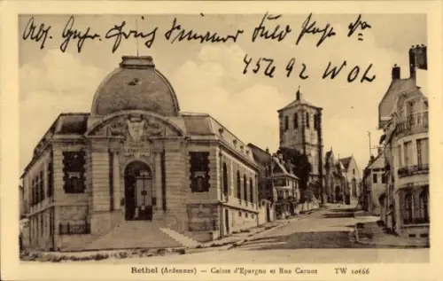 Ak Rethel Ardennes, Caisse d'Epargne, Rue Carnot,  Ardennes,  