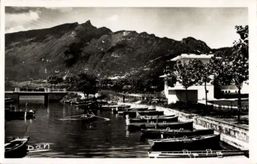 Ak Aix les Bains Savoie, Boote im Hafen