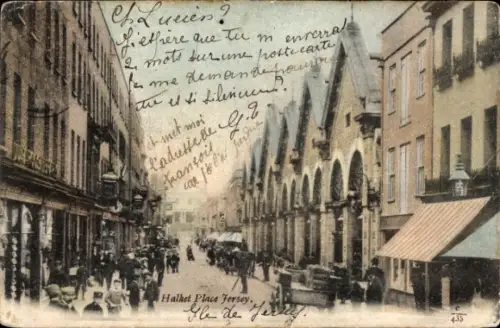 Ak Saint Helier Kanalinsel Jersey, Halket Place  Straßenszene, Menschen, Geschäfte