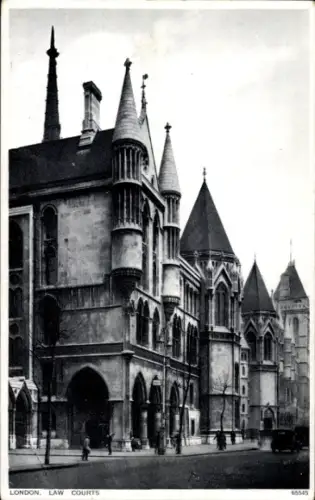 Ak Aldwych London, Law Courts, Gebäude mit Türmen, schwarz-weiß, Schriftzug  Law Courts