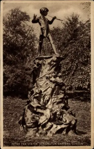 Ak Kensington London England, Peter Pan Statue, Kensington Gardens,  Statue von Peter Pan