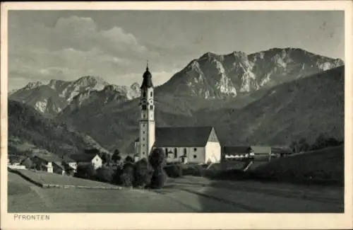 Ak Pfronten im Allgäu, Berglandschaft, Kirche,  Allgäu