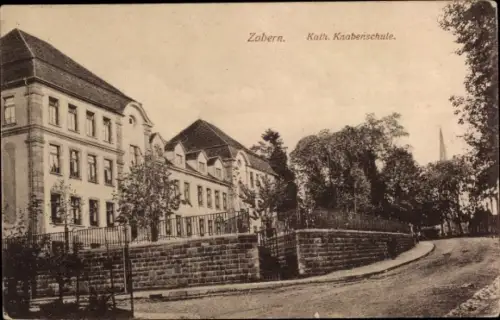 Ak Saverne Zabern Elsass Bas Rhin, Partie an der katholischen Knabenschule