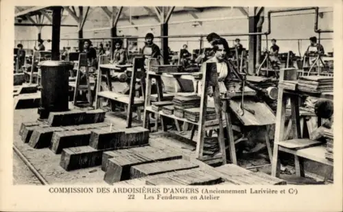 Ak Angers Maine et Loire, Commission des Ardoisieres, Les Fendeuses en Atelier