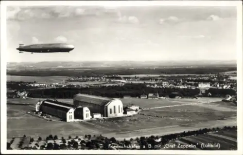 Ak Friedrichshafen am Bodensee, Luftbild, Zeppelin, Graf Zeppelin