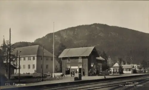 Ak Fagernes Norwegen, Bahnhof Gleisseite