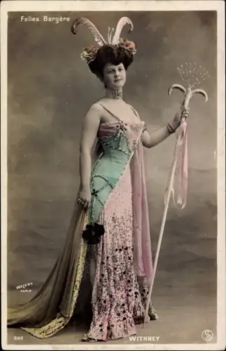 Ak Variete Künstlerin Withney, Stand-Portrait