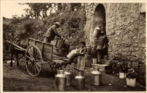 Ak Roquefort Aveyron, Reception du Lait