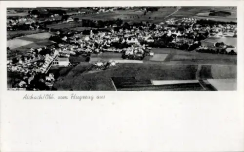 Ak Aichach in Oberbayern Schwaben, Luftaufnahme von  Beschriftung: Aichach/Obb. vom Flugzeug aus