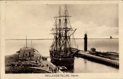 Ak Hellevoetsluis Südholland, Hafen, Segelschiff