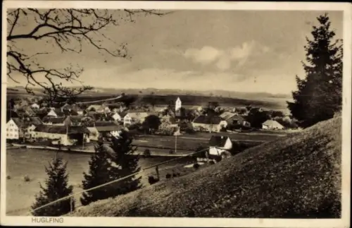 Ak Huglfing in Oberbayern, Hügelformation, Dorfansicht, Bäume, HUGLFING