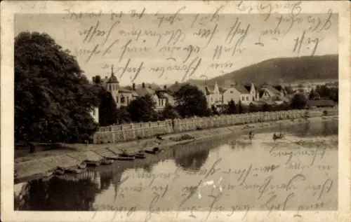 Ak Hranice na Moravě Mährisch Weißkirchen Region Olmütz, Flusslandschaft, Boote am Ufer, Bäume, H