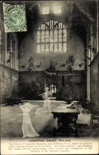 Ak Richmond upon Thames London England, Hampton Court Palace, The Ghost of Catherine Howard