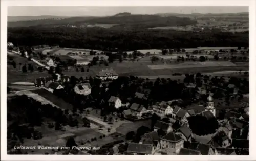 Ak Wüstenrot in Württemberg, Luftkurort Wüstenrot vom Flugzeug aus, Erholungsheim Bethanien, Land