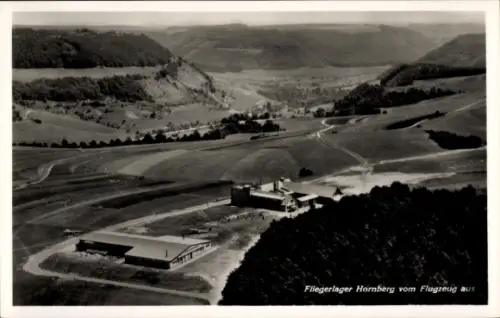 Ak Hornberg im Schwarzwald, Fliegerlager  Luftaufnahme, Landschaft, Flugzeug, Schwarz-Weiß
