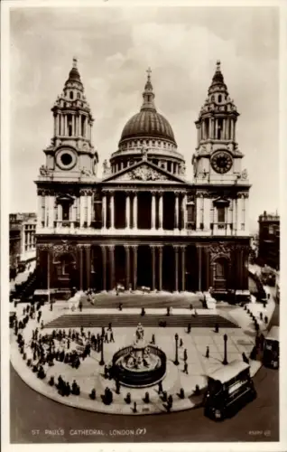 PC London City, St Paul's Cathedral