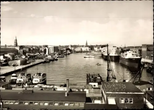 Ak Kiel, Schiffahrt, Hafen, Wasser, Boote, Stadtansicht