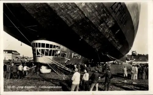 Ak Luftschiff LZ 127 Graf Zeppelin, Landungsmanöver