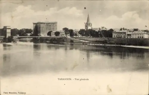 Ak Tarascon Bouches du Rhône,  Flussansicht,  Gebäude, Kirche