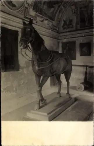 Foto Ak Pferd, Statue
