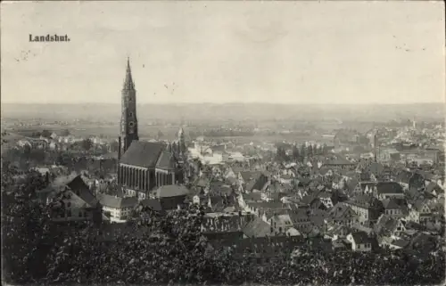 Ak Landshut in Niederbayern, Stadtansicht von  Kirche, Häuser, Landschaft