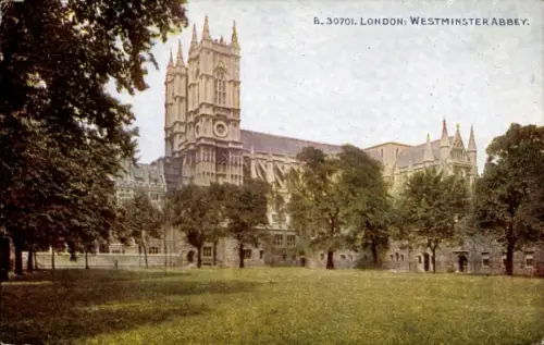 Ak Westminster London City, Westminster Abbey,  grüne Wiese, Bäume, keine Persönlichkeiten