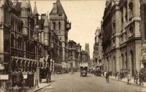 Ak City of Westminster London England,  The Law Courts,  Gebäude, Straßenansicht