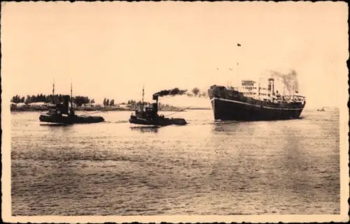 Ak MS Tal Yang im Hafen von Antwerpen, Schlepper