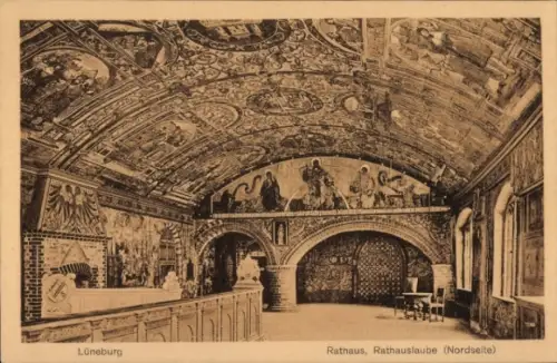 Ak Lüneburg in Niedersachsen, Rathaus, Rathauslaube,  Wandmalereien,  Atmosphäre