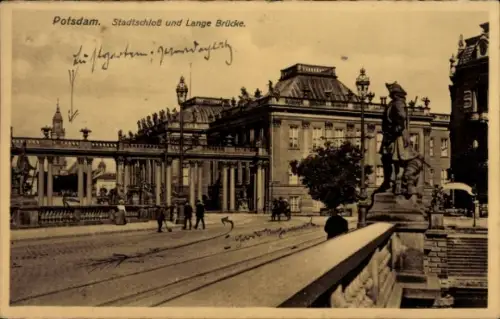 Ak Potsdam in Brandenburg, Stadtschloss, Lange Brücke