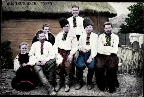 Ak Kleinrussische Typen, Menschen in Volkstracht