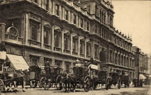 Ak West End London City England, Burlington House am Piccadilly Circus