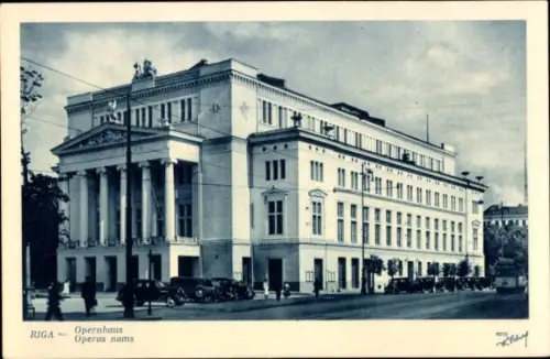 Ak Riga Lettland,  Opernhaus,  Architektur, Autos, Schwarz-Weiß-Foto