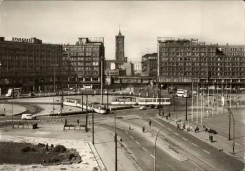 Ak Berlin Mitte, Alexanderplatz, Rathaus, Sparkasse, Straßenbahnen