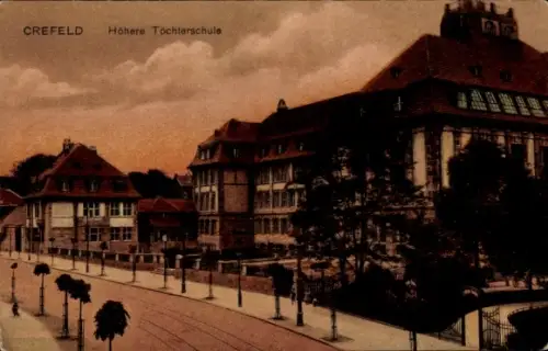 Ak Krefeld, Höhere Töchterschule