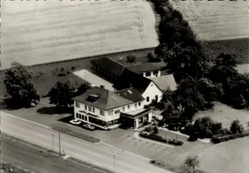 Ak Wittel Gohfeld Löhne in Westfalen, Landhotel Witteler Krug, Luftbild