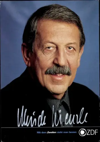 Autogrammkarte Journalist und Moderator Ulrich Kienzle, Portrait, Autogramm