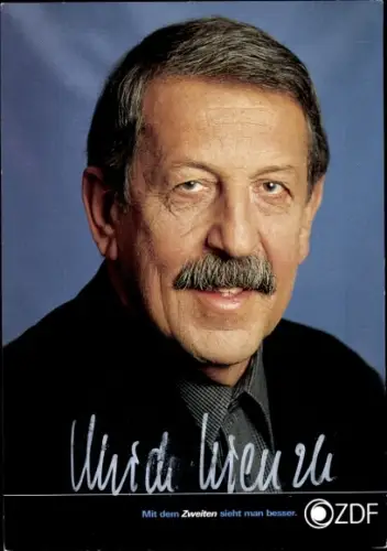 Autogrammkarte Journalist und Moderator Ulrich Kienzle, Portrait, Autogramm