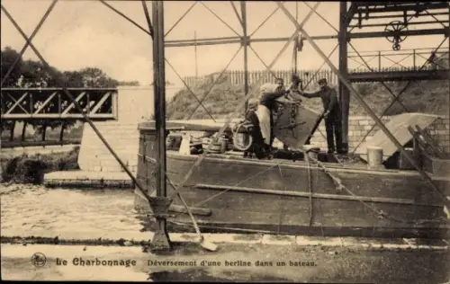 Ak Le Charbonnage, Deversement d'une berline dans un bateau