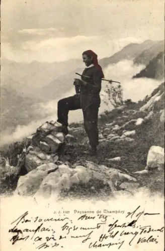 Ak Champéry Kanton Wallis, Frau in Tracht