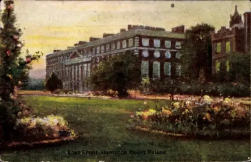 Ak Hampton Richmond upon Thames London England,  Garten mit Blumen, Ostseite des Palastes